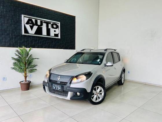 RENAULT SANDERO 1.6 STEPWAY 16V FLEX 4P MANUAL RENAULT SANDERO 1.6 STEPWAY 16V FLEX 4P MANUAL